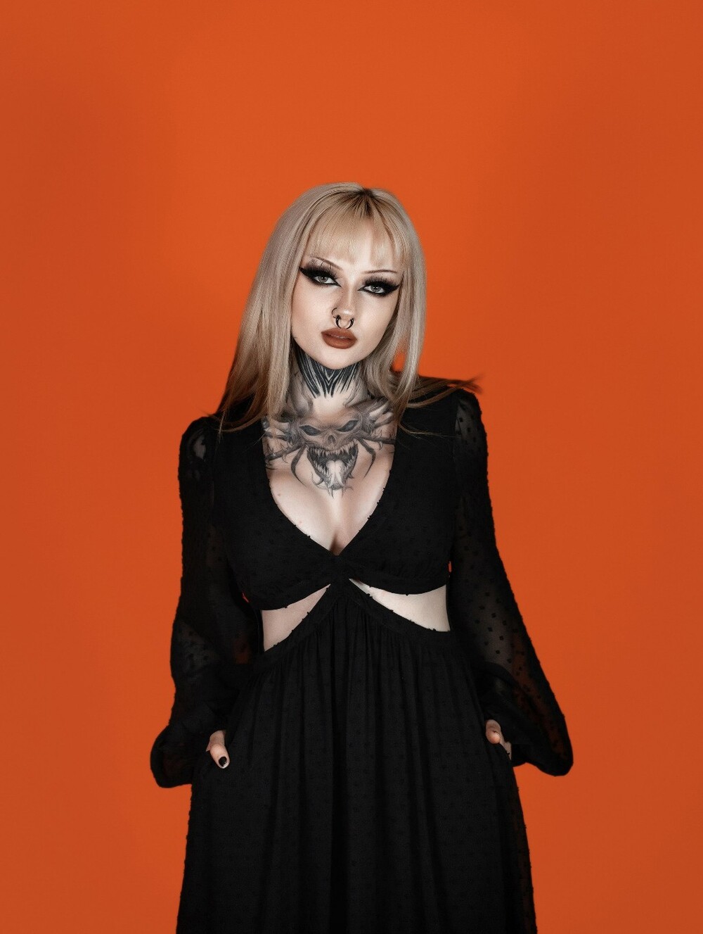 Lively Ghosts Celestra Dress - Picture 5 of 14